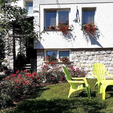 Apartmaji Mojca Krize Luaran gambar