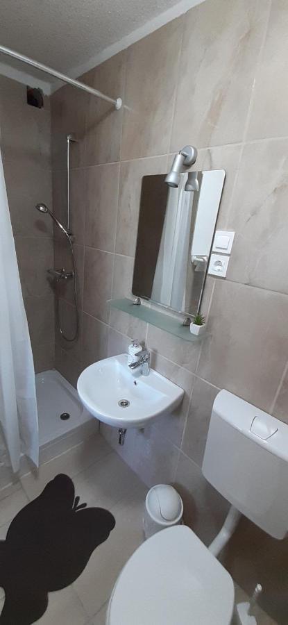 Apartmaji Mojca Guest House Krize Luaran gambar