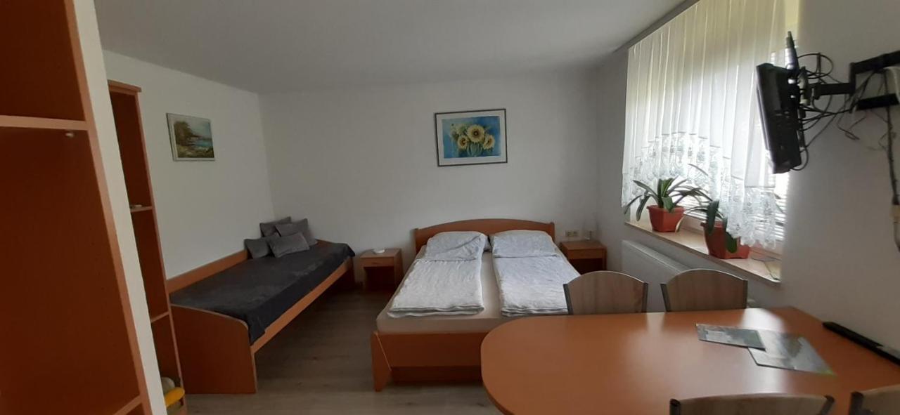 Apartmaji Mojca Guest House Krize Luaran gambar