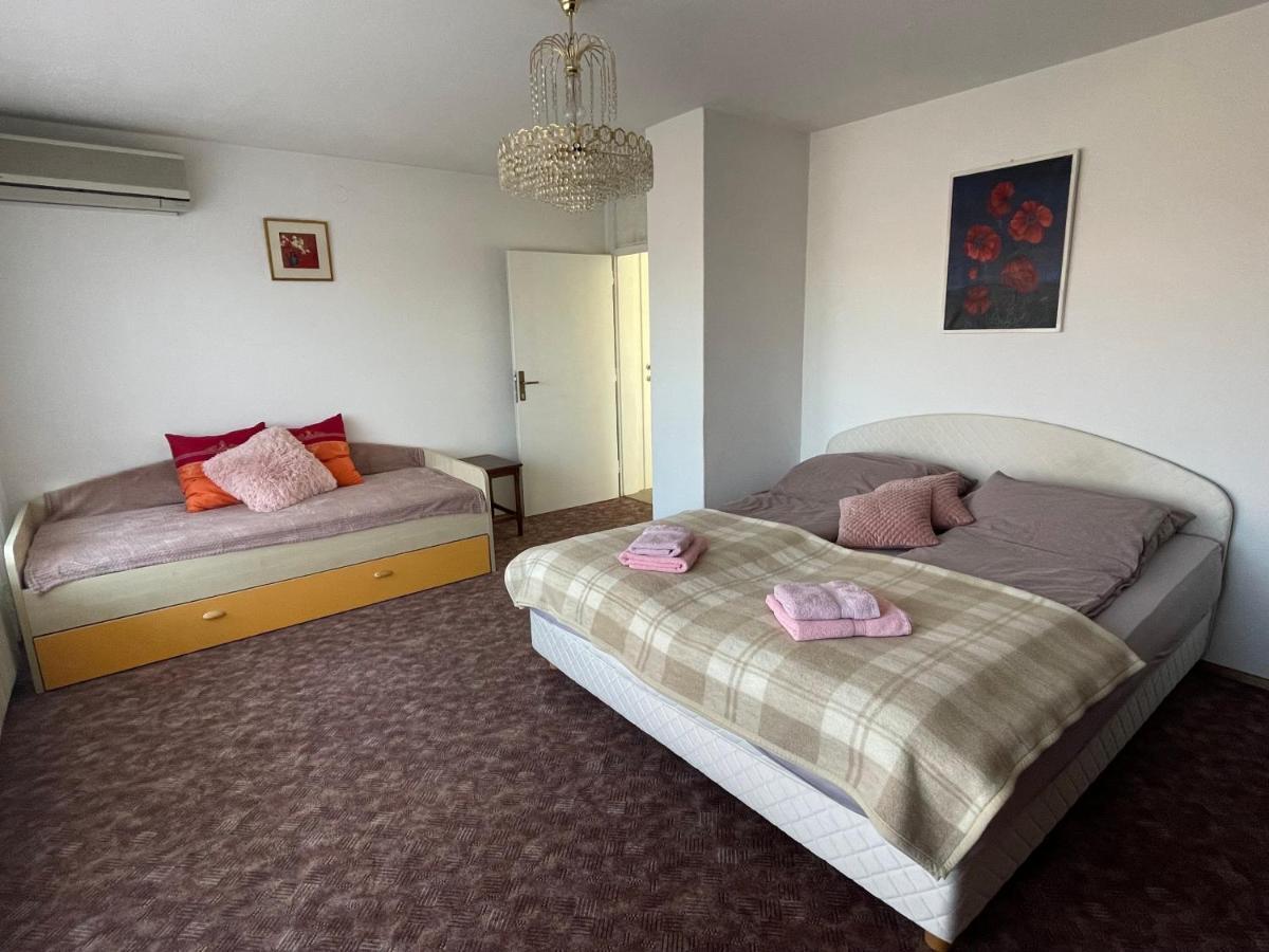 Apartmaji Mojca Guest House Krize Luaran gambar