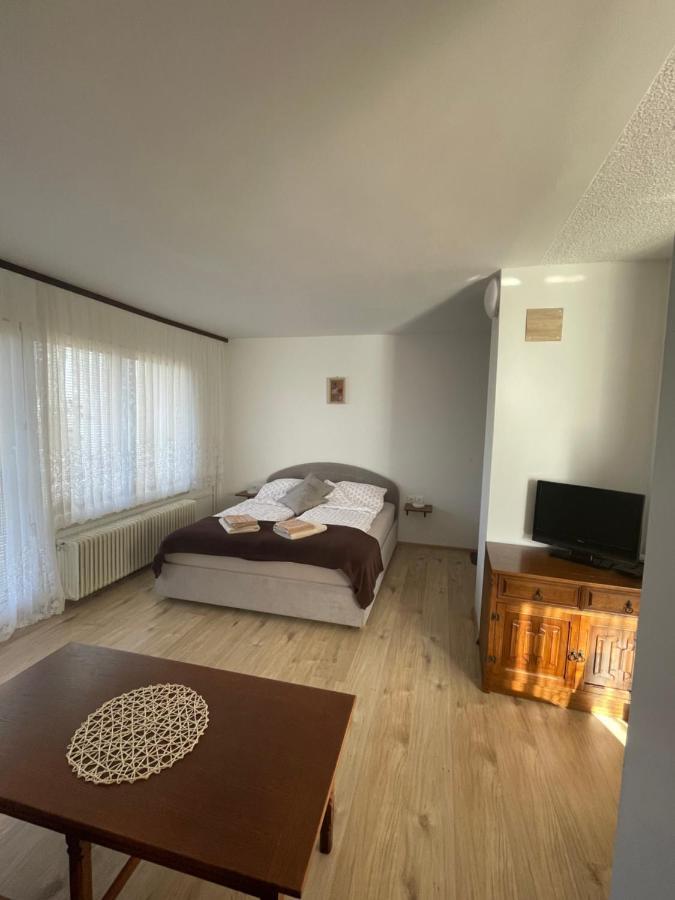 Apartmaji Mojca Krize Luaran gambar