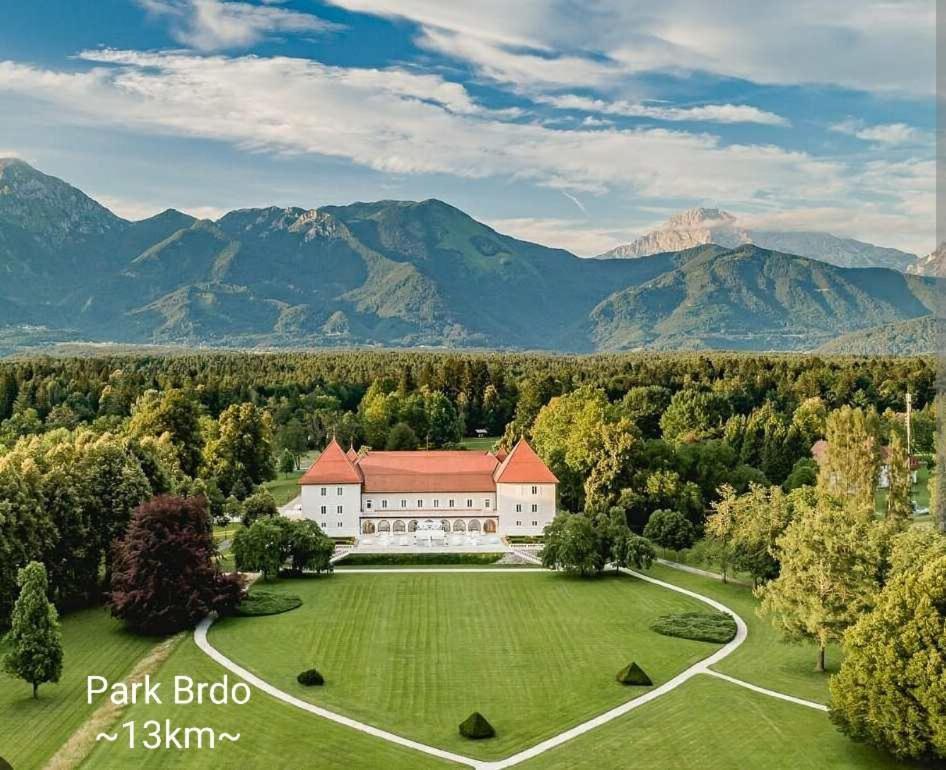 Apartmaji Mojca Krize Luaran gambar